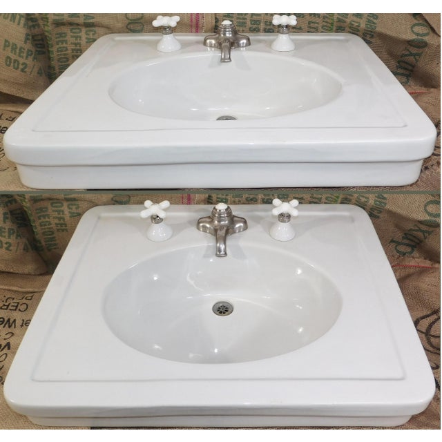 American Antique 1919 Trenton Potteries Company Large Tepeco Vitreous China Pedestal Sink For Sale - Image 3 of 18