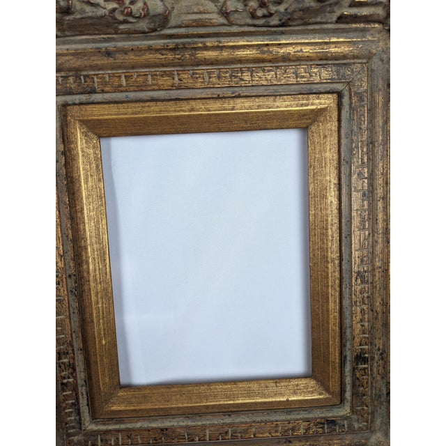 Mid 20th Century Pair of Grand European-Style Carved Giltwood Frames With Acanthus & Floral Scrollwork For Sale - Image 10 of 17