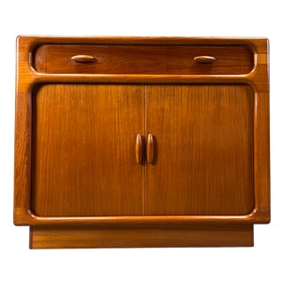 Mid-Century Modern Cabinet from Dyrlund, 1960s For Sale