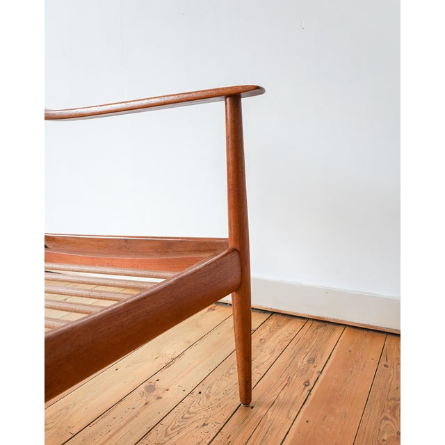 Beige Easy Chairs by Walter Knoll from Walter Knoll, 1960s, Set of 2 For Sale - Image 8 of 9