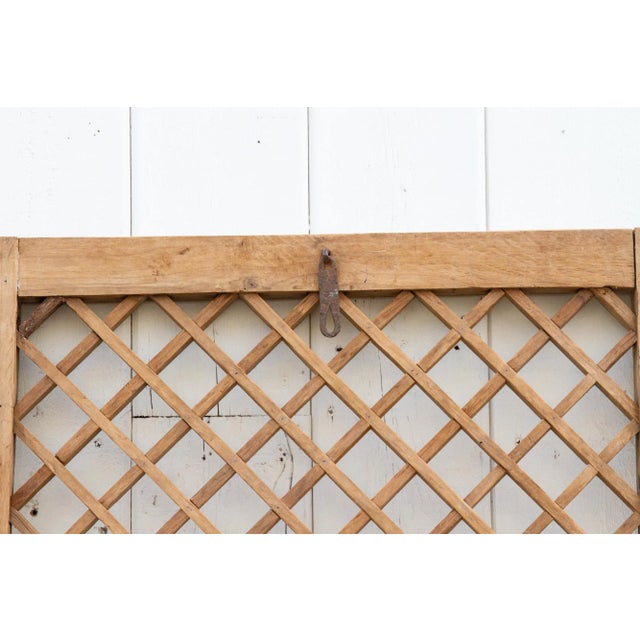 Early 20th Century Linear Lattice Window For Sale In Los Angeles - Image 6 of 10