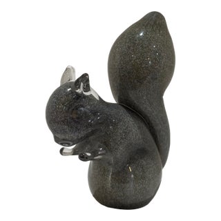 Vintage Wedgwood Glass Squirrel Paperweight Speckled Grey Murano-Style England For Sale
