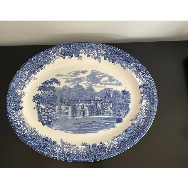Add timeless English elegance to your table with this beautiful vintage Wedgwood Queen’s Ware *Romantic England* oval...