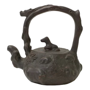Chinese Handmade Yixing Zisha Clay Teapot With Artistic Horse Accent