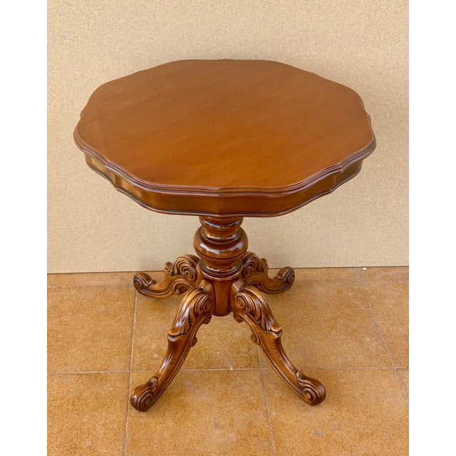 20th Century Spanish Carved Wood Pedestal Side Table, 1950 For Sale - Image 3 of 16