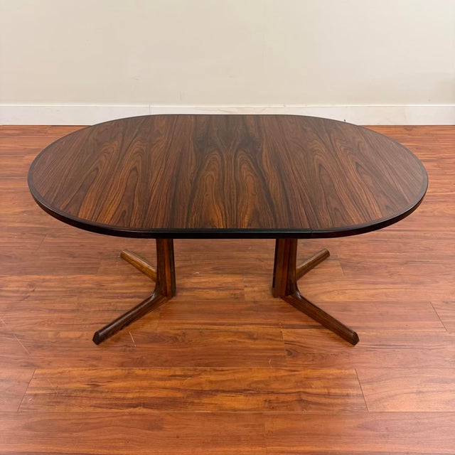 Mid 20th Century Gudme Danish Small Round Rosewood Dining Table With Leaf For Sale - Image 5 of 16