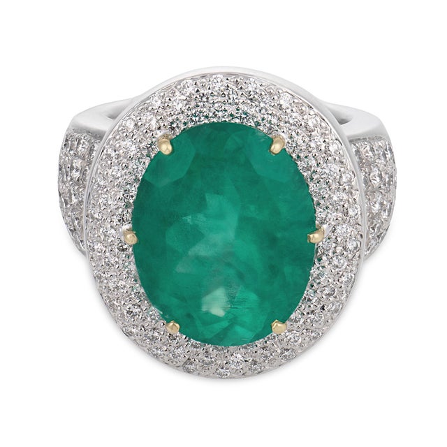 Contemporary 1990s Wempe Gia 10.48 Carat Colombian Emerald Diamond 18k White Gold Cocktail Ring, Size 5 For Sale - Image 3 of 8