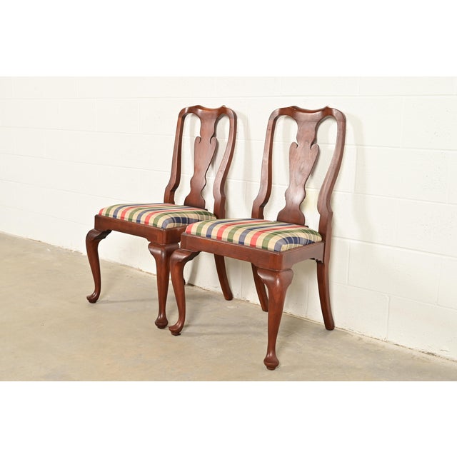 Henkel Harris Queen Anne Solid Cherry Wood Side Chairs or Dining Chairs, Pair For Sale - Image 14 of 14