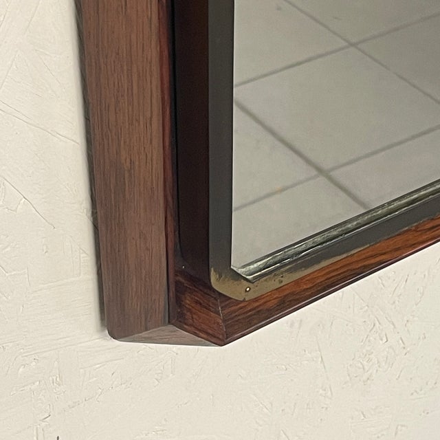 Mid-Century Modern Rectangular Wall Mirror with Wooden and Brass Frame, 1950s For Sale - Image 3 of 10