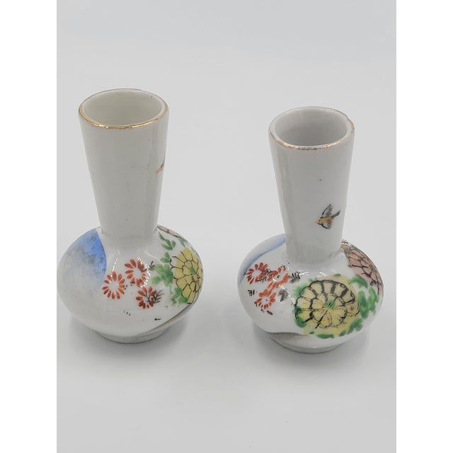 White Mid 20th Century Miniature Japanese Hand-Painted Bird & Floral Bud Vases - Pair For Sale - Image 8 of 12