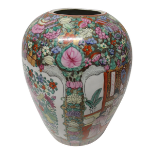 Early 20th Century Chinese Rose Porcelain Vase