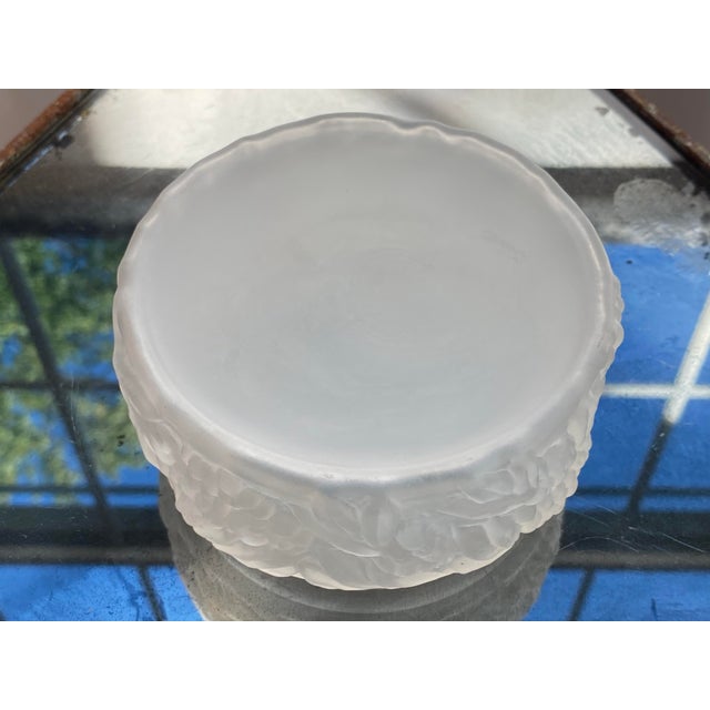 1930s 1920s Art Deco Consolidated Glass Lovebirds Frosted Glass Jar For Sale - Image 5 of 5