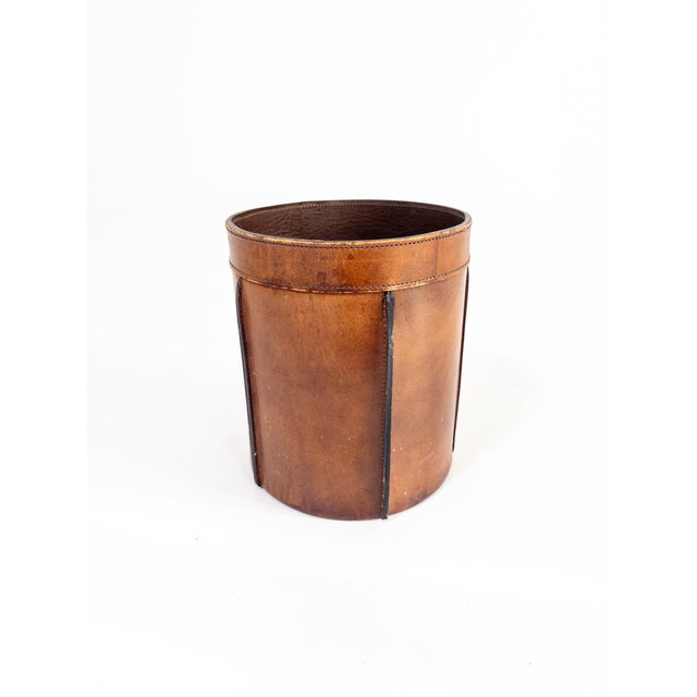 Brown Mid-Century Modern French Cognac Leather Waste Bin, 1960s For Sale - Image 8 of 9