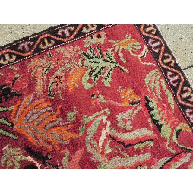 Galerie Shabab Collection Mid-20th Century Handmade Caucasian Karabagh Pictorial Lion Accent Rug For Sale In New York - Image 6 of 9