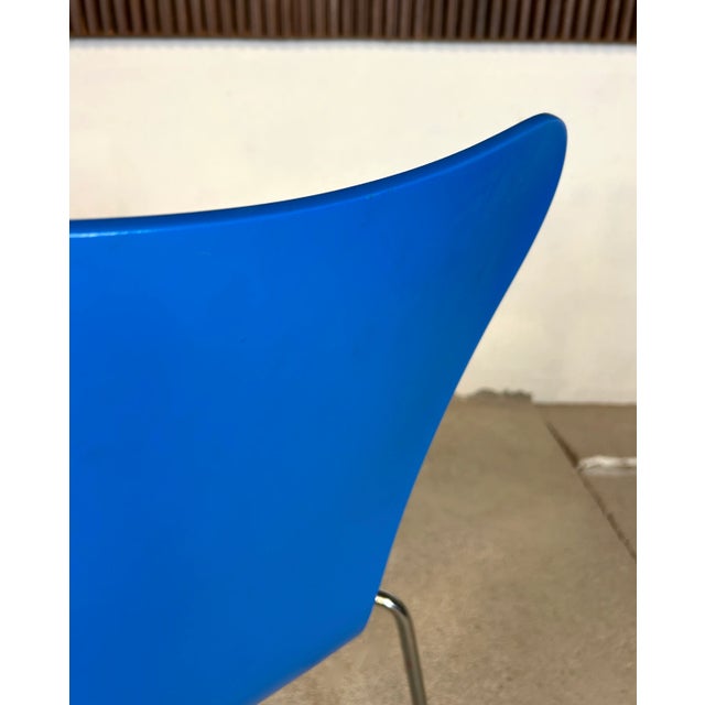 Danish Blue Series 7 3107 Stackable Dining or Desk Chair by Arne Jacobsen for Fritz Hansen, 1955 For Sale - Image 12 of 17