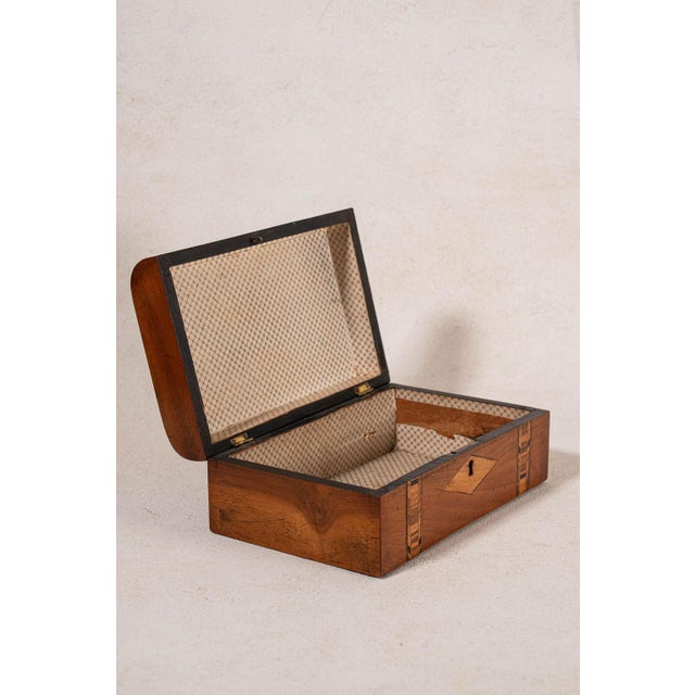 Victorian Tunbridge Box (c.1890) For Sale - Image 4 of 5