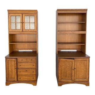 1990s Pair of Cottage Style Oak Hutch Cabinets With Glass Doors For Sale