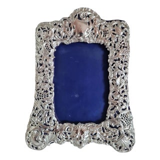 Antique Neoclassical Sterling Silver Photograph Frame from James Deakin & Sons, 1900 For Sale