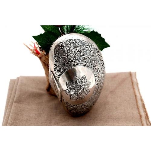 Silver Clam with Oriental-Style Reliefs For Sale - Image 6 of 8