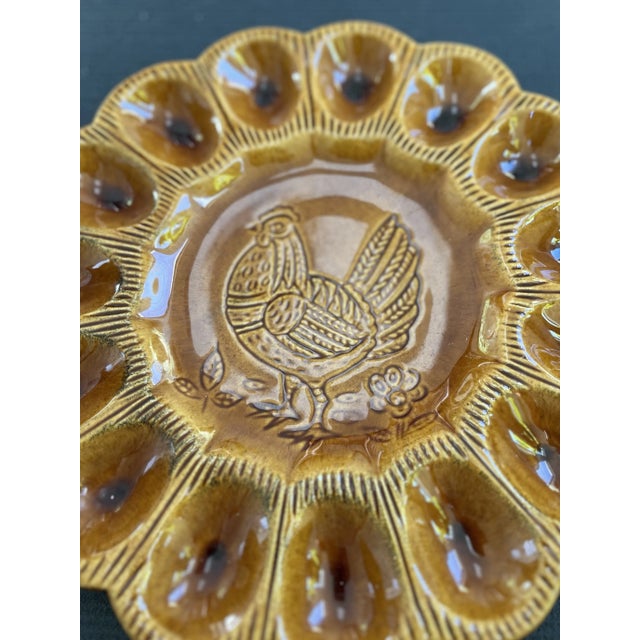 California Pottery 1960s Vintage California Pottery Ceramic Rooster Deviled Egg Plate For Sale - Image 4 of 5