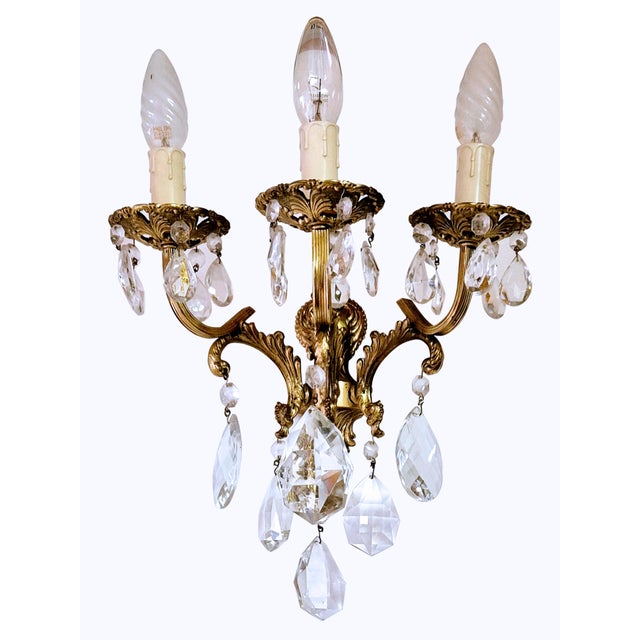 Bronze and Crystal Wall Lamps in the style of King Umberto of Savoy, 1890s, Set of 2 For Sale - Image 6 of 11