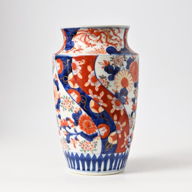 Japanese Imari Porcelain Vase, 1890s For Sale - Image 4 of 9