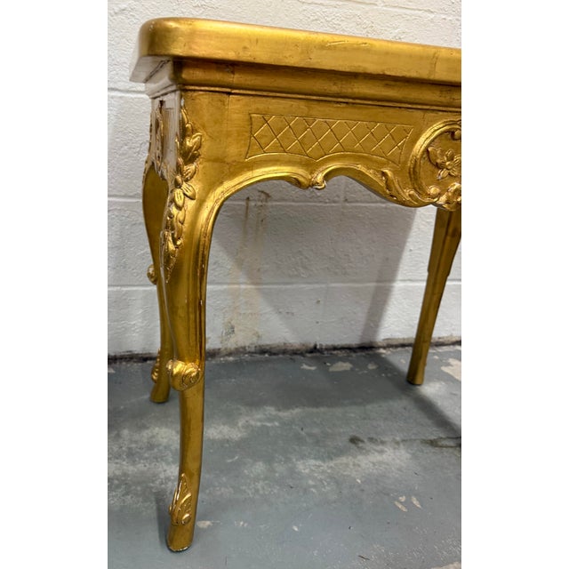 Vintage Louis XV Style/ Reproduction Giltwood Side Table For Sale - Image 6 of 12