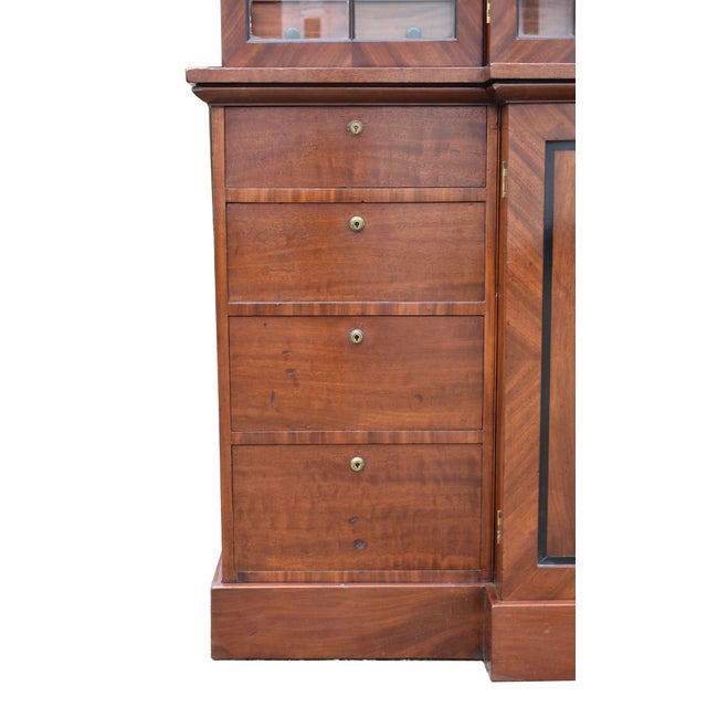 Brown Antique George III Breakfront Bookcase in Mahogany For Sale - Image 8 of 18