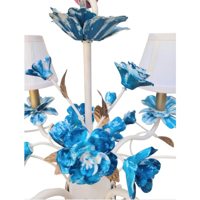 Chinoiserie Vintage Small 4 Light Tole Newly Hand Painted Blue White Chinoiserie Rose Leaf Chandelier For Sale - Image 3 of 9