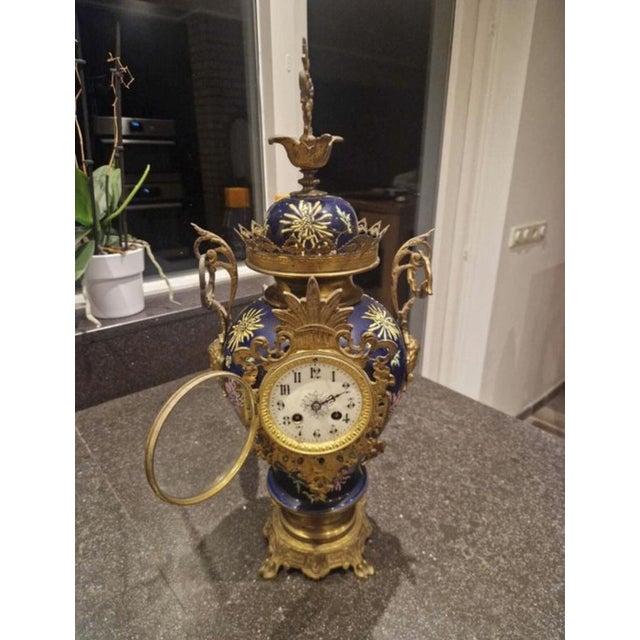 Metal Mantel Clock in Bronze and Ceramic For Sale - Image 7 of 12