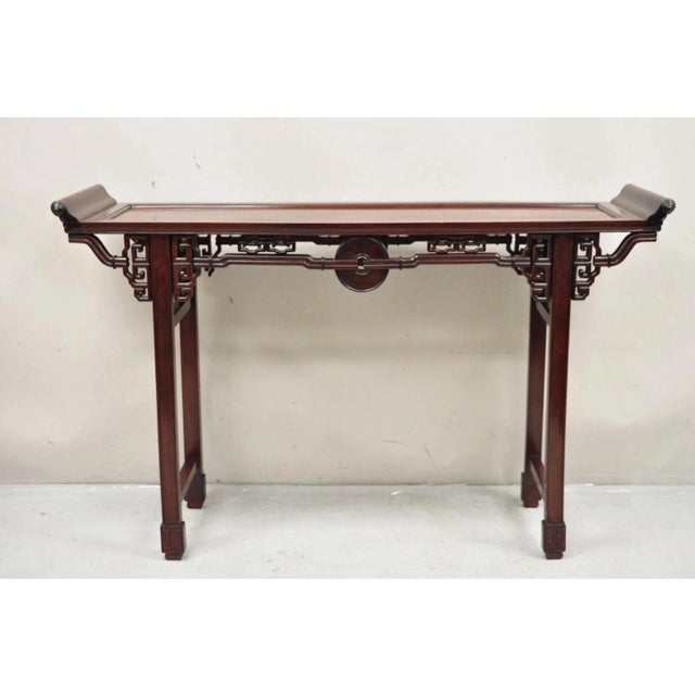 Late 20th Century Vintage Chinese Oriental Fretwork Carved Hardwood Altar Console Hall Table For Sale - Image 5 of 12