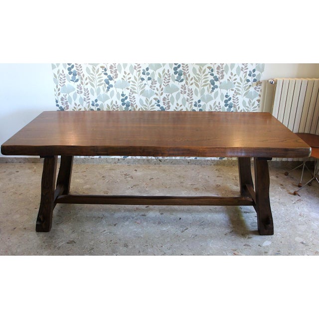 Vintage Brutalist Dining Table in Elm, 1960, in Very Good conditions. Designed 1960 to 1969