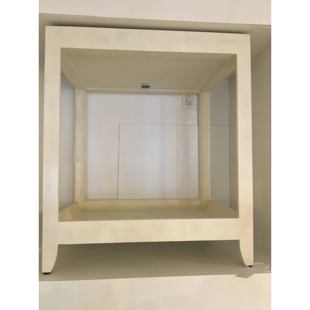 Contemporary Komodo White Side Table For Sale In New York - Image 6 of 6