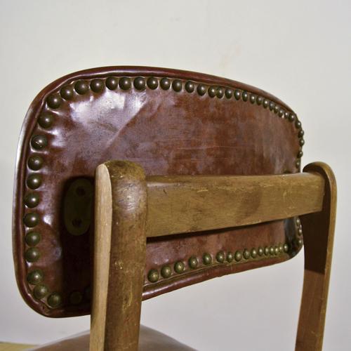 Vintage Swivel Office Chair in Wood and Tan Leather, 1900s For Sale - Image 4 of 9