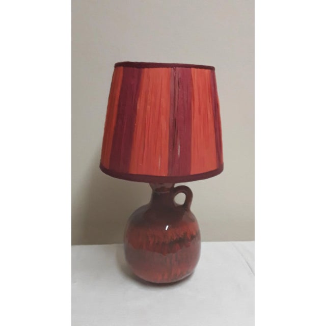 Vintage Table Lamp with Ceramic Base in Red Gradient Glaze & Matching Handmade Raffia Shade by Lamplove, 1970s For Sale - Image 4 of 9
