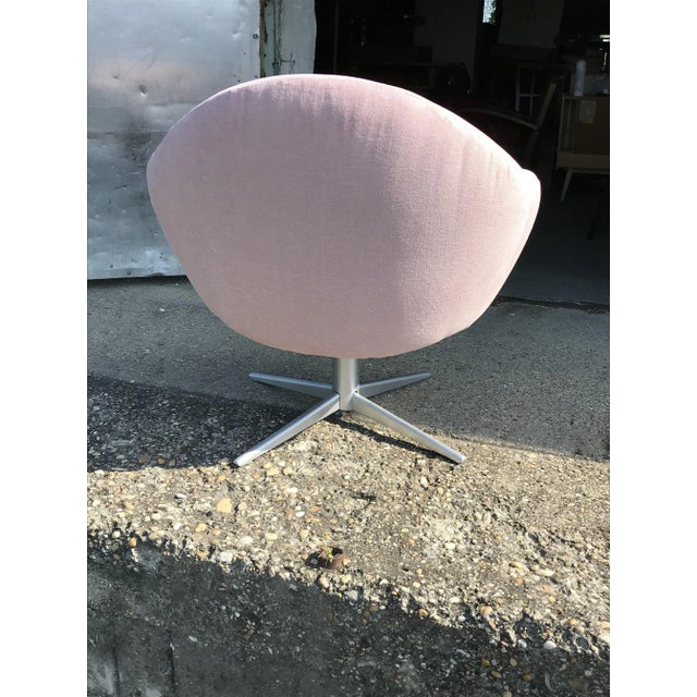 Mid-Century Metal and Velvet Swivel Chair, 1960s For Sale - Image 4 of 12