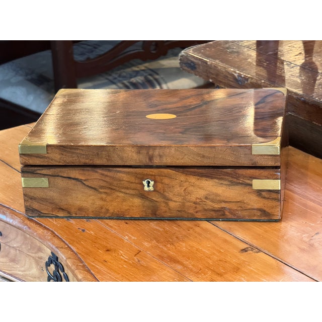 Traditional 19th Century Small Veneered Box With Brass Corner Mounts For Sale - Image 3 of 9