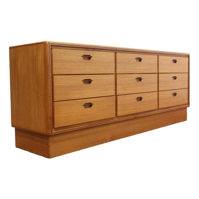 Mid Century Modern Vintage Teak Dresser Bank of Drawers Chest For Sale