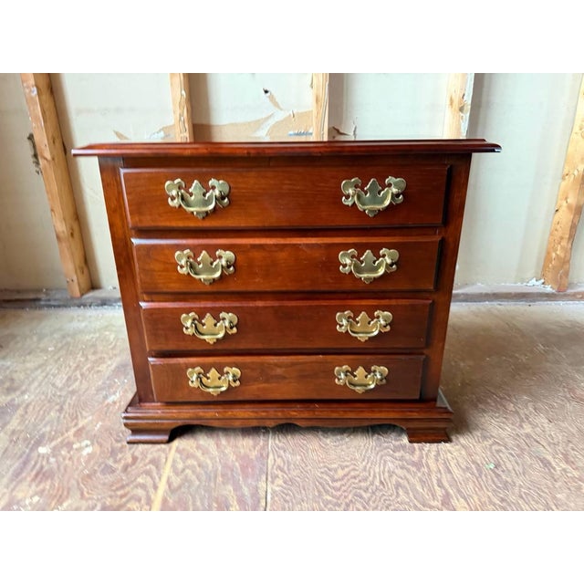 Pair of Late 20th Century Chippendale Four-Drawer Nighstands by Null For Sale - Image 10 of 15