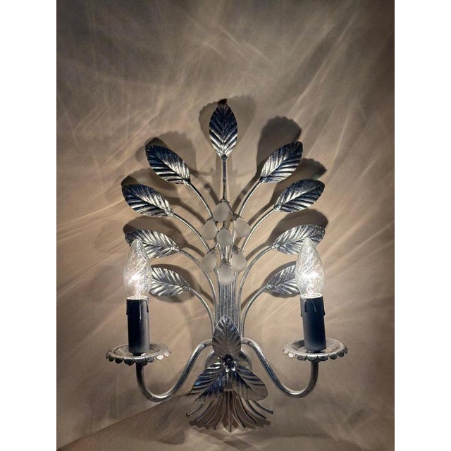 Hollywood Regency Italian Florentine Silver Leaf Wall Lights, 1970s, Set of 2 For Sale - Image 3 of 13