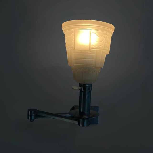 Italian Art Deco Wall Lamps in Metal and White Glass, 1940s, Set of 2 For Sale - Image 6 of 11