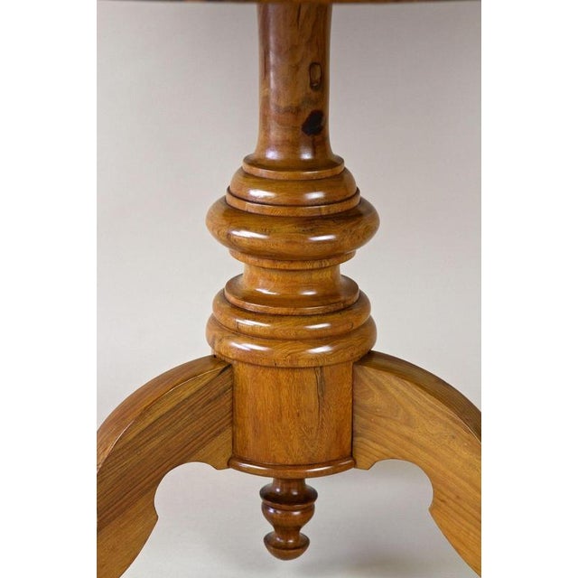 Antique Biedermeier Round Coffee Table with Marquetry Works, 1860 For Sale - Image 12 of 18