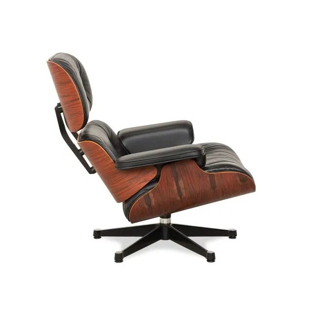 Leather and Wood Lounge Chair by Charles & Ray Eames for Vitra For Sale - Image 16 of 18