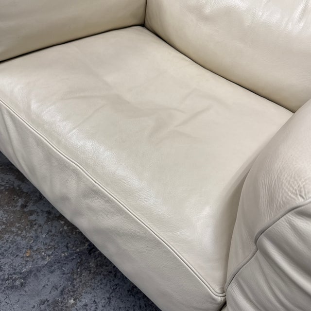 Le Corbusier, Pierre Jeanneret & Charlotte Perriand for Cassina Lc3 Grand Confort Leather Armchair For Sale - Image 10 of 12