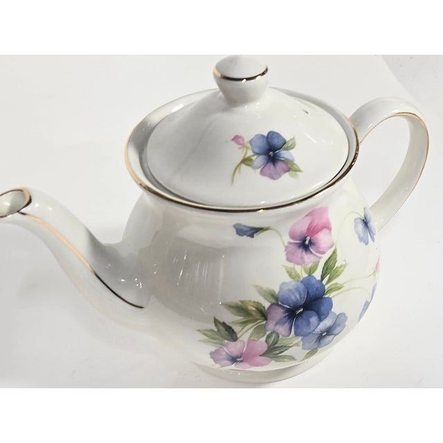 Sadler China Late 20th Century Pastel Pansies Teapot For Sale - Image 4 of 12