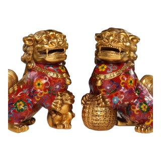 Pair of Vintage Cloisonné Enamel Guardian Lions – Gilt Bronze Jing Lions With Cub & Ball For Sale