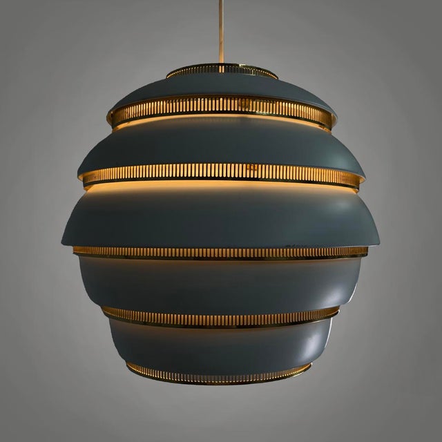 Metal Modern Finnish Beehive Chandelier by Alvar Aalto for Valaisinpaja Oy, 1970s For Sale - Image 7 of 15