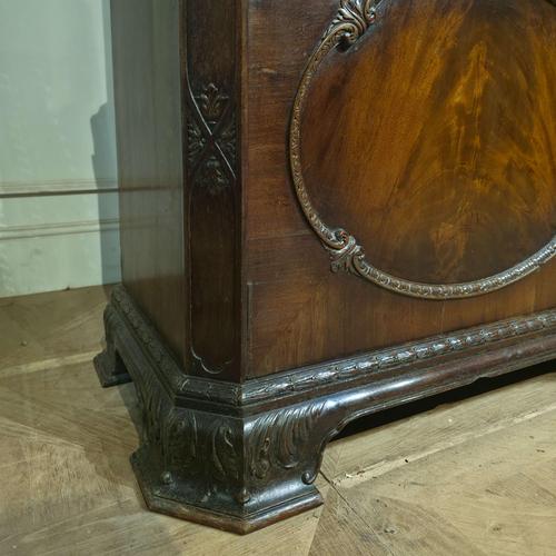 Gillows Carved Mahogany Library Bookcase For Sale - Image 17 of 18