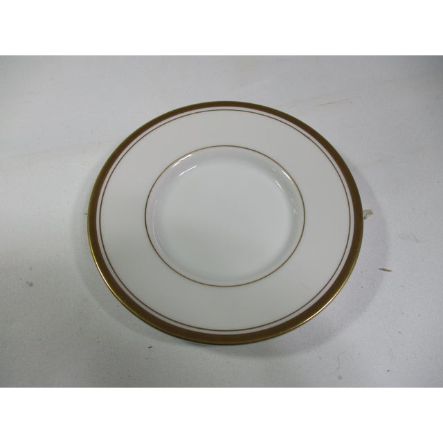 1970s Fitz & Floyd White and Gold Cups and Saucers Set- 8 Pieces For Sale - Image 6 of 9