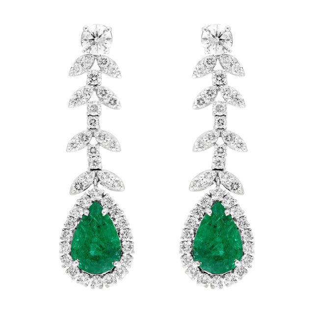 2020s Gia Certified 75 Ct Zambian Emerald & 30Ct Diamond Necklace Earring Bridal Suite For Sale - Image 5 of 8